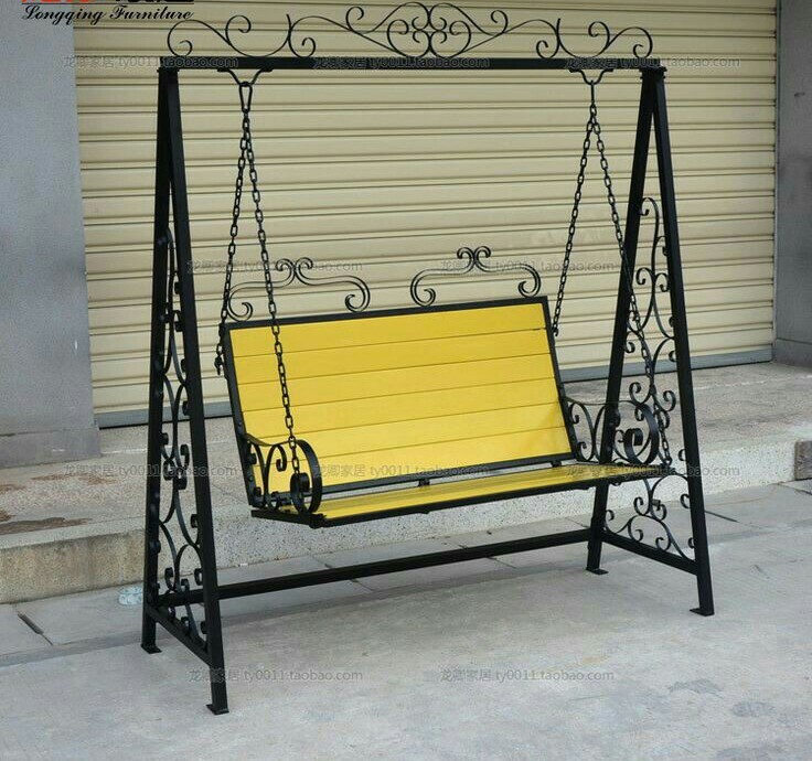 Village Home Decor+Metal Swing